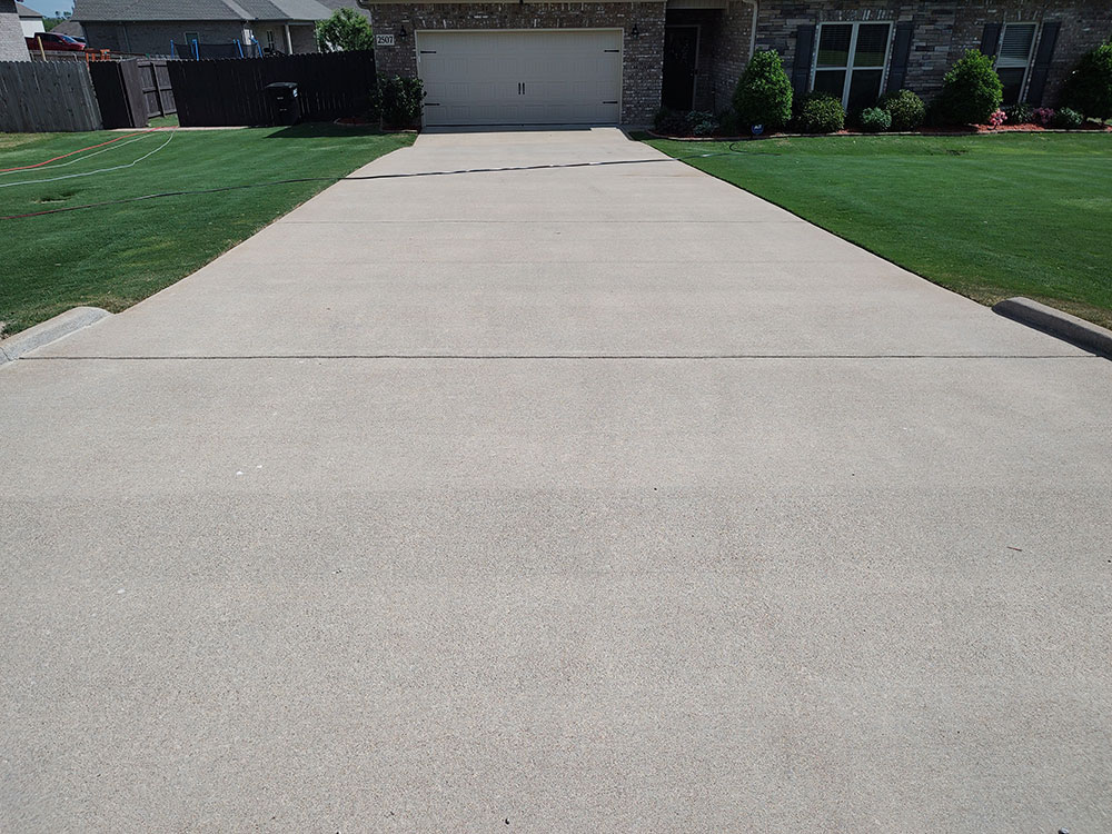Driveway and patio cleaning in chapel hill tn